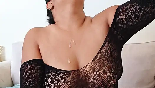 Freche Asiatische BBW Gibt Schlampig Nass Und Würgt Groben Halsfick
