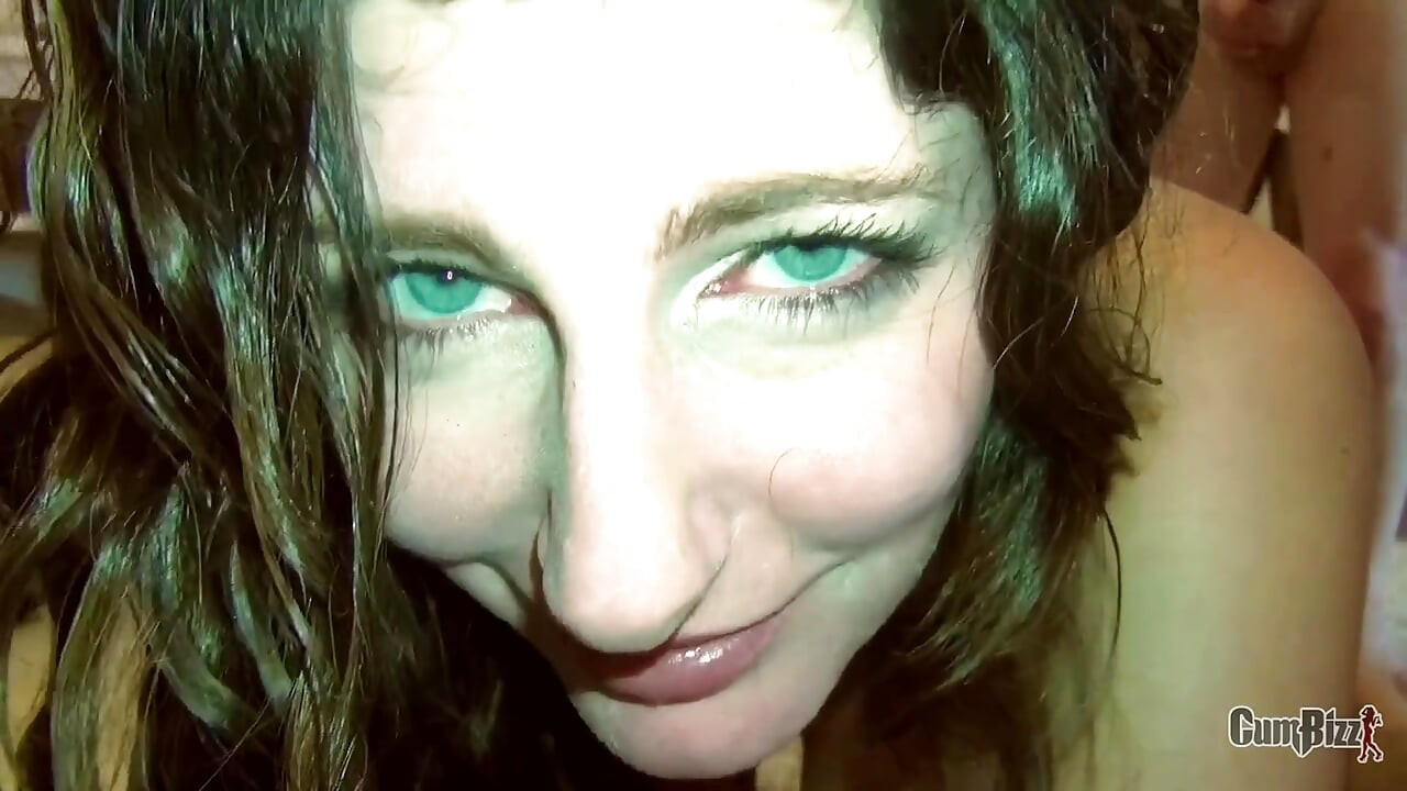 観光熟女中出し繁殖ツアー