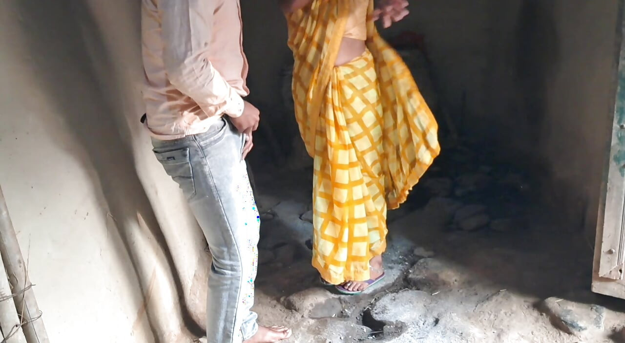 แฟนหนุ่มโรงเรียนอินเดีย 18 ปี