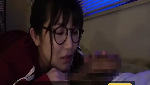 Late Night Blowjob Lessons From an Inexperienced Stepsister
