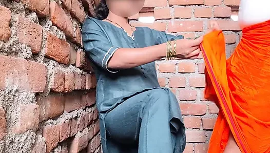Girl invites teen boy for fucking