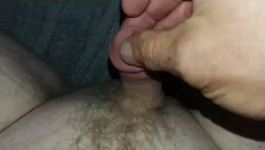 Küçük horoz mantarı biraz özensiz precum yapar!!