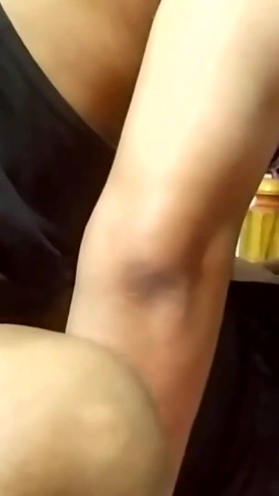 Spektakularan trenutak od "Zgodna bivša devojka puši i jebe se sa mnom u donjem vešu za bebu"
