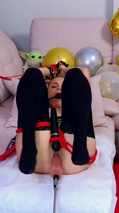 hardcore cum with fuckmachine | Clip 2