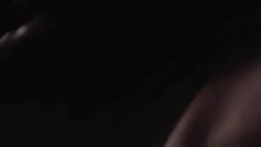 Wife aur husband raat ko sex karte hain aur bada Anand aata Hai jab andar leti Hai