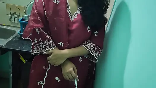 Bhabhi jaan sangat khawatir karena laporan sperma suaminya