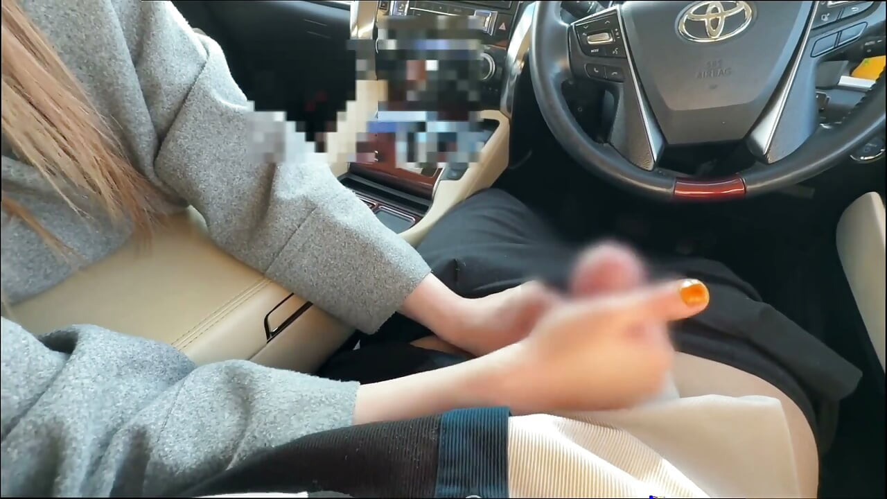 A Beautiful Married Woman Who Pleasures You with Her Hands and Mouth Even While at Work.