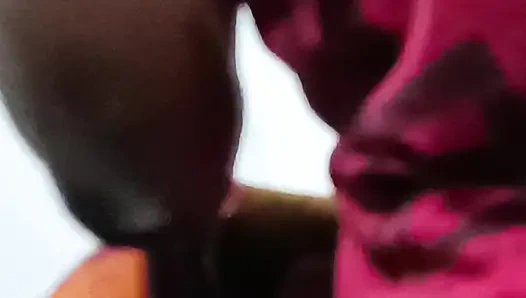 College-Mädchen eingeölt und ihr Hintern