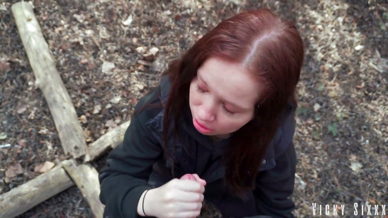 Spring Vacuum Blowjob in Public Park  Cum Swallow Outdoors