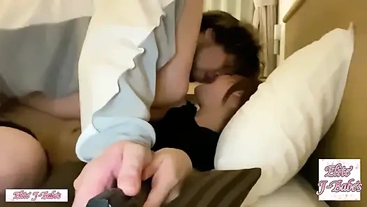 Pool-date funkelt Sommer nervenkitzel erinnerungen getränkt in spielerischer spannung 1.