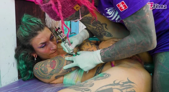 Italian TATTOO customer sucks and fucks while getting ink done!