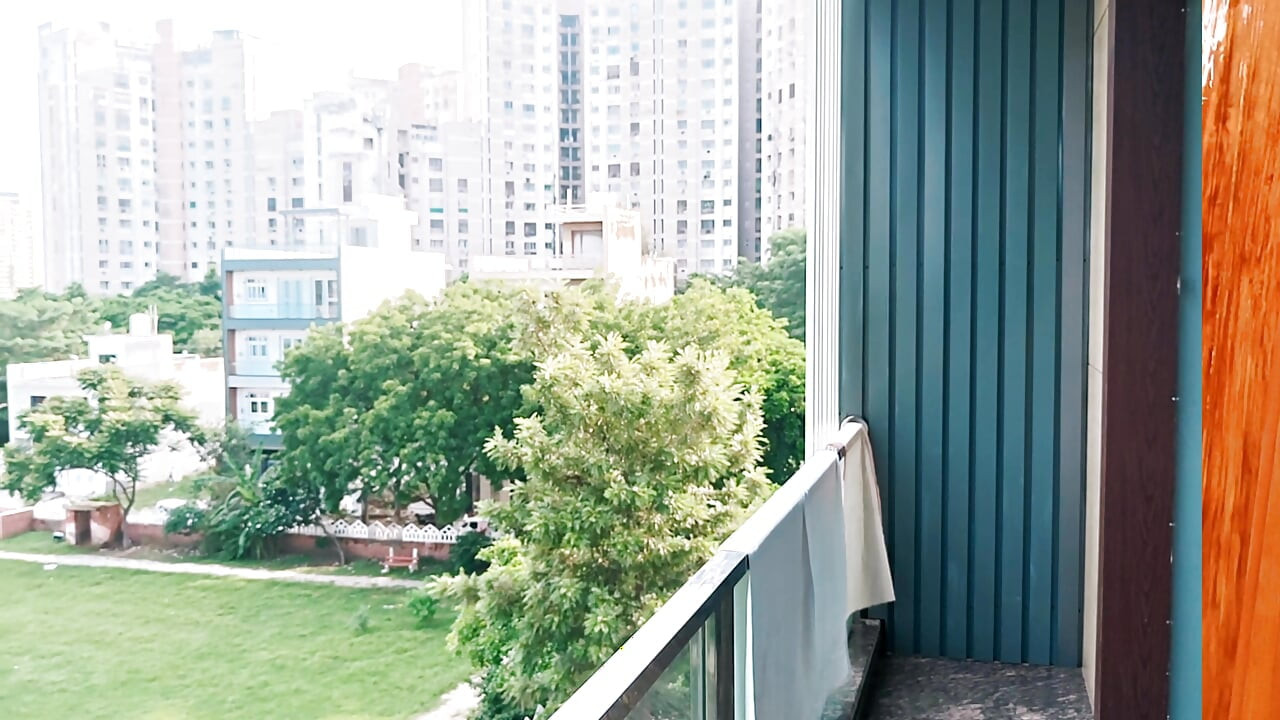 Video chơi ba người cha dượng và con trai riêng của Desi làm tình mạnh bạo với chị kế của họ và đụ âm hộ của cô ấy. Âm thanh Ấn Độ