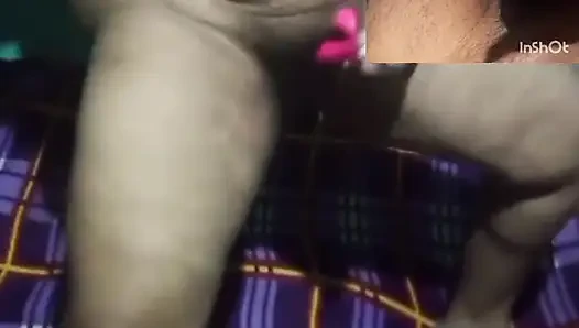 Видео индийской секс-жены, муж полностью обнаженный и полное наслаждение