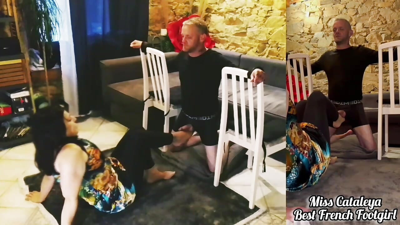 هيا ، نيك جواربي المصنوعة من النايلون وحاول أن تقذف !! هاها!!