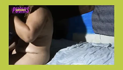 MEINE STIEFTANTE GIBT IHM EINEN SCHWANZ-BLOWJOB. DARINGWARMER12
