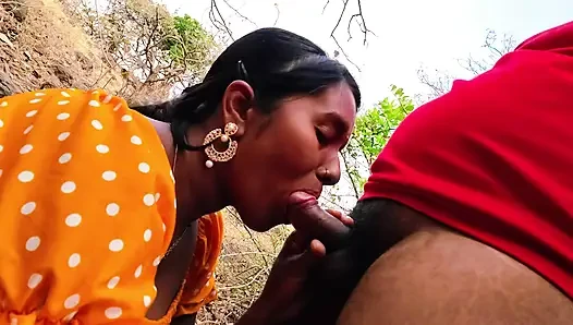 Desi bhabhi beautiful boobs - Aaj mere ko lekar me jangle me aa gaya bathroom ke bahane sex - Desi village dehati bhabhi hot blowjob.
