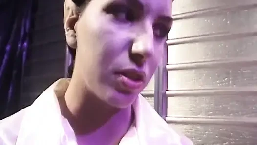 Zonklayan büyük zenci yarağı gırtlağına kadar alıyor ahegao - zenci sürtük salya akıtıyor