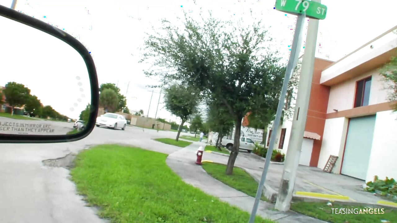 Μαύρο μωρό τρώει χύσια στο στόμα μετά από σκληρό σεξ