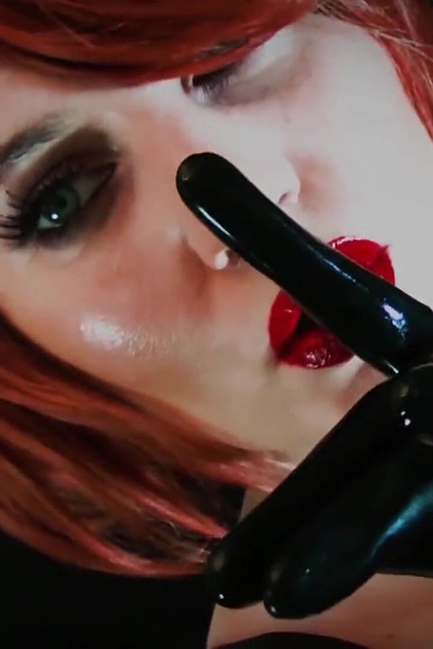 Femdom Goves