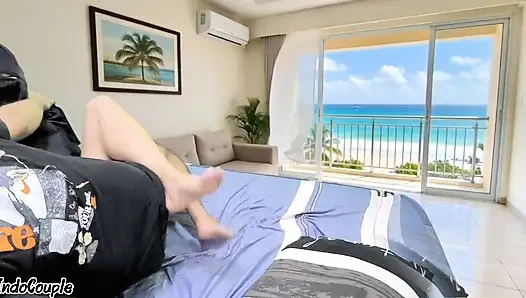 Bokep Indo Janda Sange Minta Dientot Kurir Paket mantab cewe nya