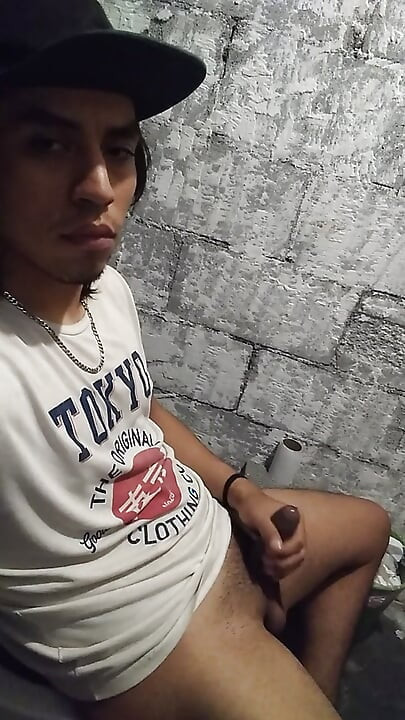 वीर्य को बाहर न निकालने की कोशिश करें