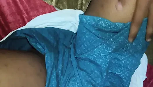 Desi indian stepsister and stepbrother share bed in night get horny Unexpected sex, Desi indian beautiful stepsister sex MMS