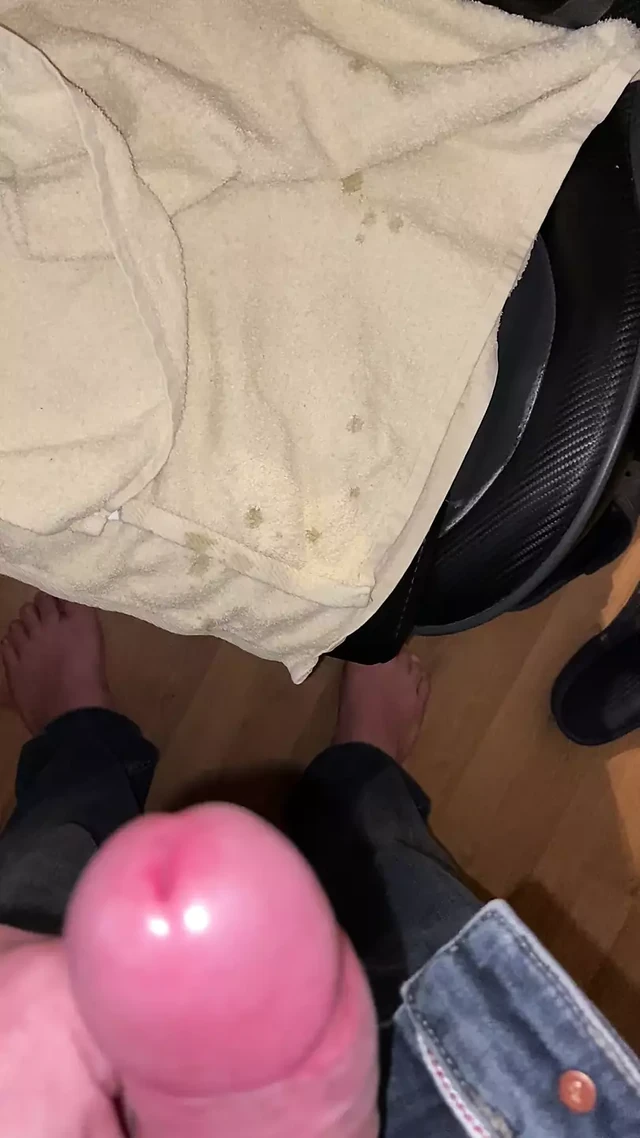 feet and cum handsfree