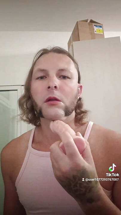 Sandalyede anal