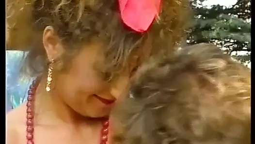 Hinter Deutschen Türen Wird Fleißig Gefickt - Kompletter Film