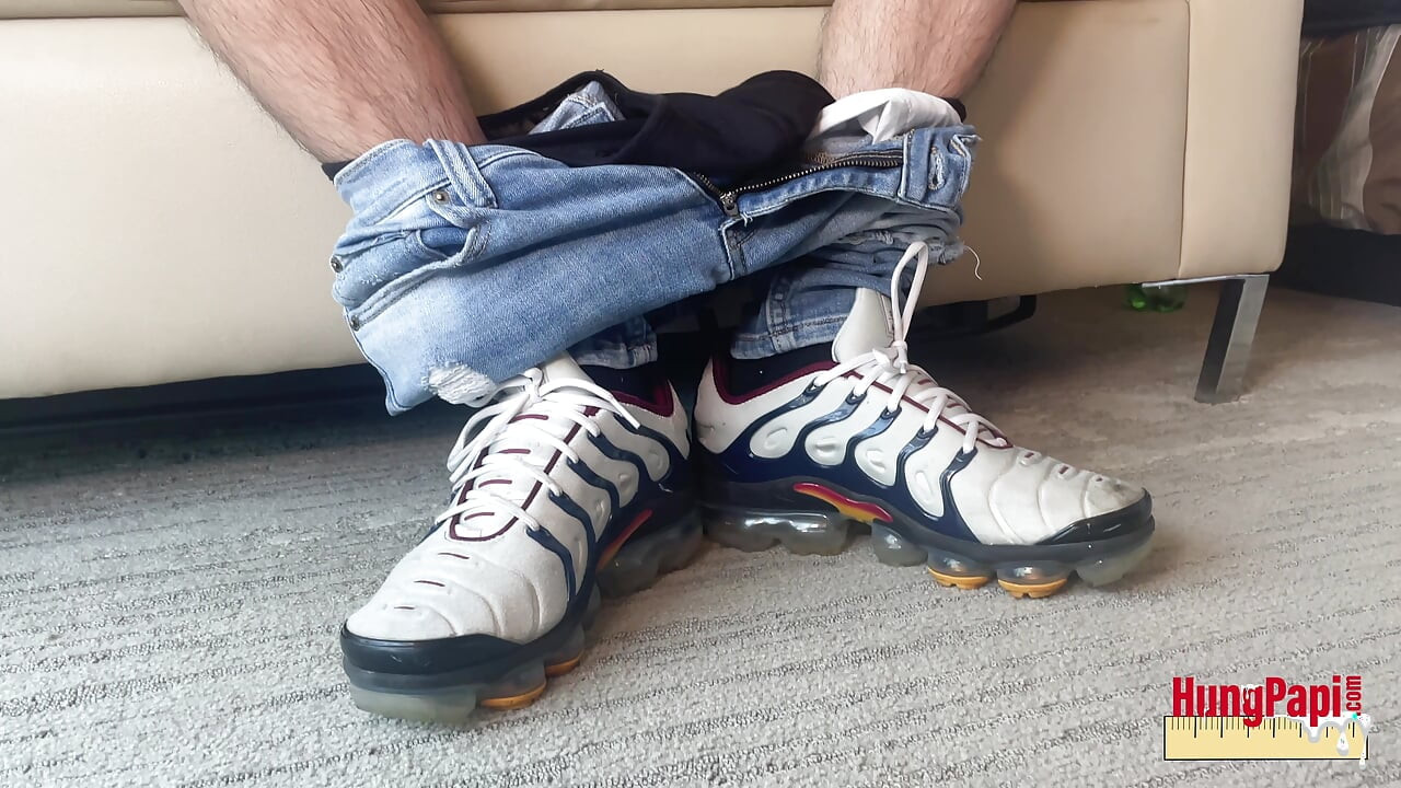 Hung Papi Young Twink Big Uncut Cock Solo Jerk off Big Cumshot