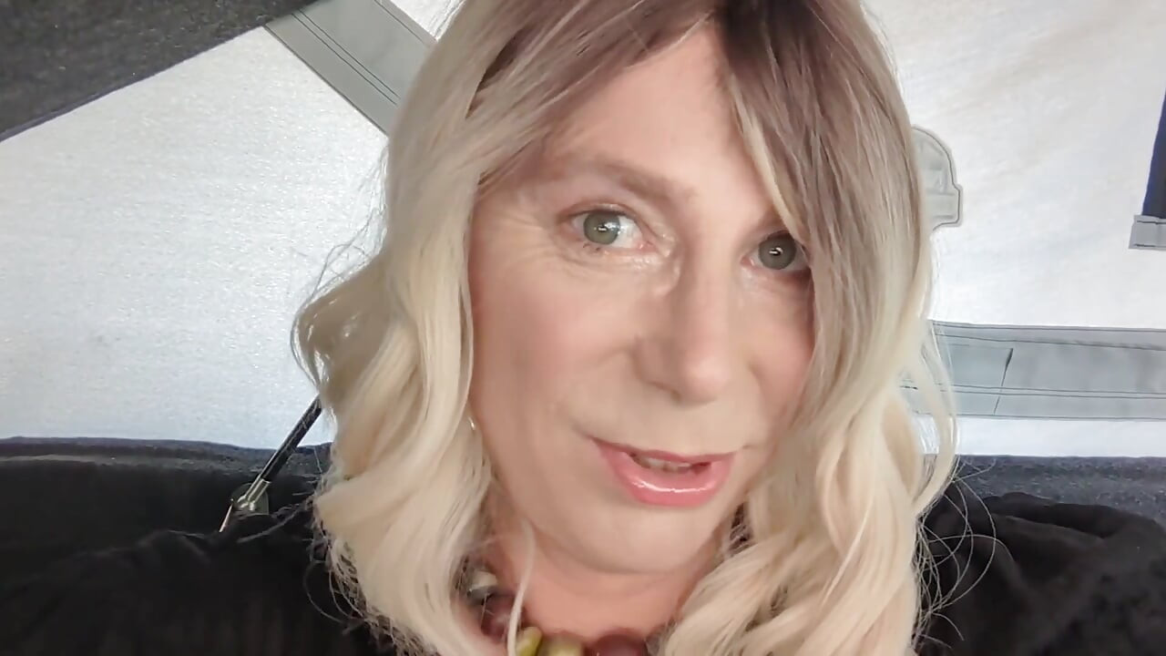 Nikki Still on Tour