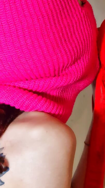 DEEPTHROAT DILDO I rehearse how I'm going to suck cock on my first blind date