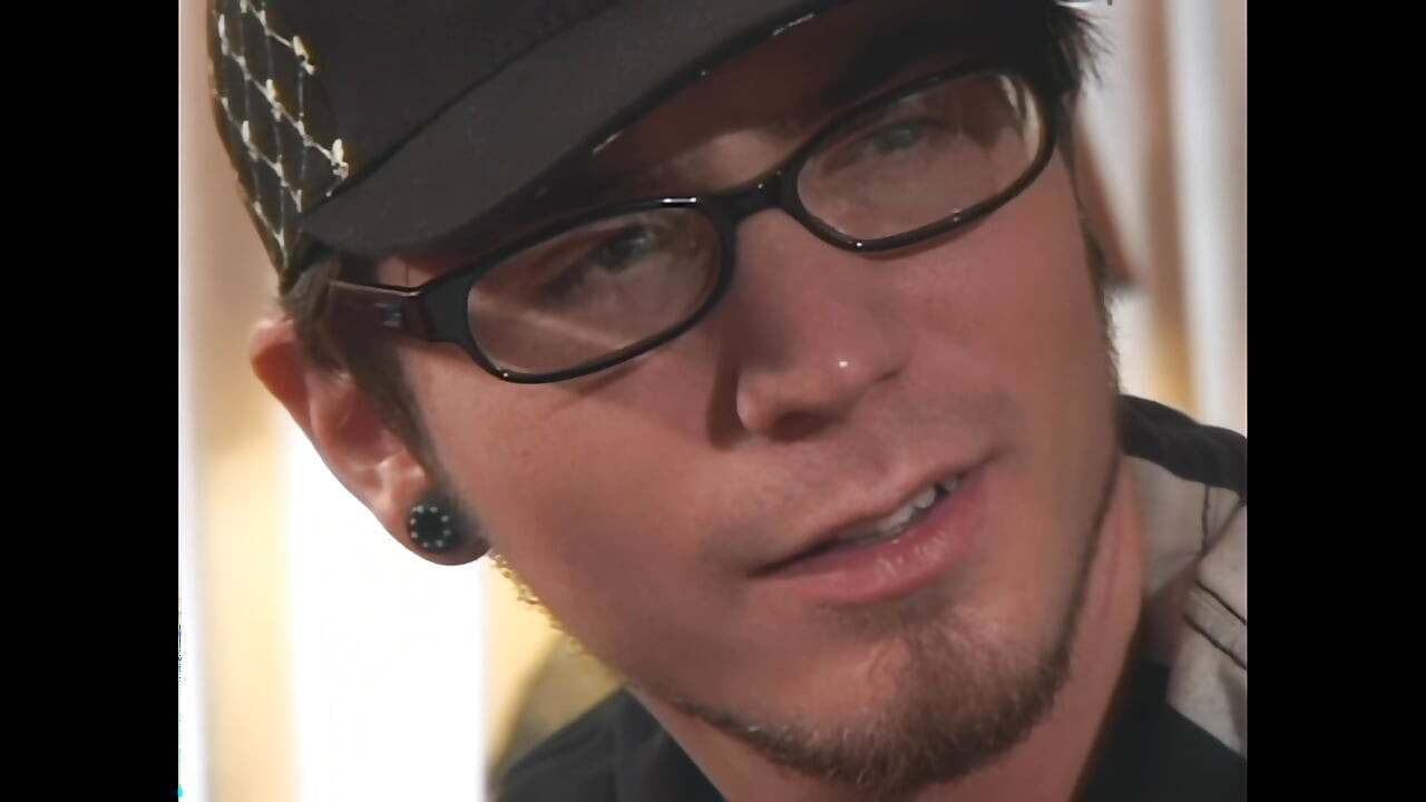 نينا هارتلي: ميلف أسطورية مارس الجنس من قبل شاب دنماركي كروس