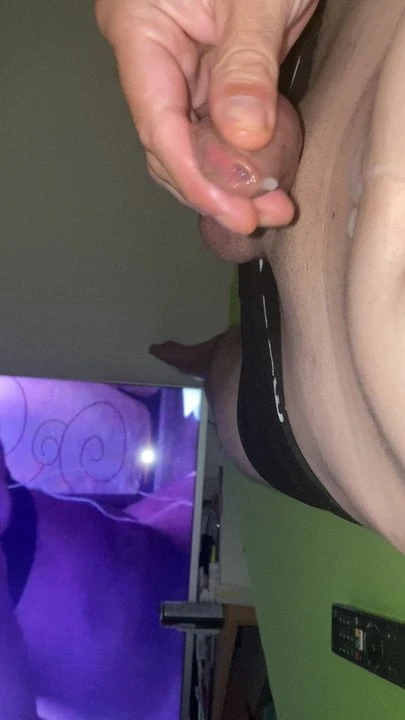 I love to cum for my gorgeous goddess naturalmemorex