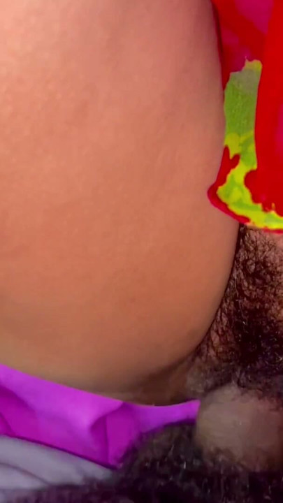 Cumming on my pussy close up creampies | Clip 1