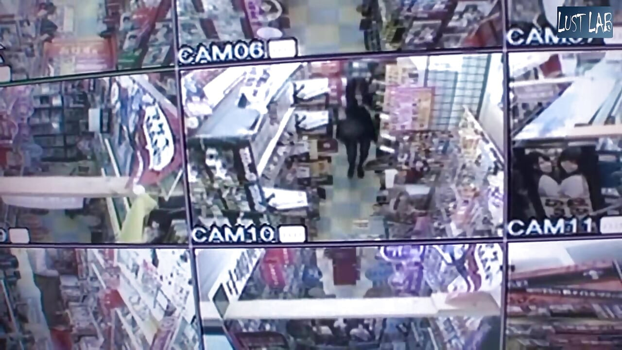 Adult Aisle Encounter - Locking Eyes with a niespokojną mężatką - Part2