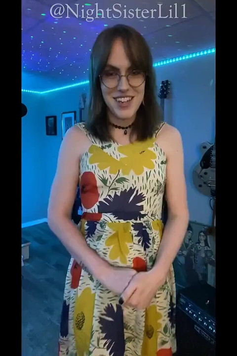 Trans kız arkadaş simülasyon geceleriisterlil1