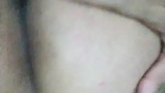 Ngentot sama tetanggaku waktu istriku lagi nggak di rumah