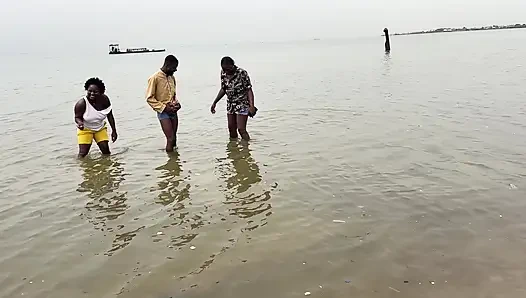 Мы за пределами Itxqueen Silver Anla и Африка