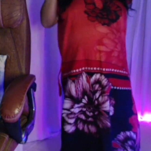 Pretend Like Your in Work. Hot Sexy.