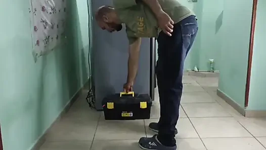 Ich werde Ihren Kühlschrank mehr mal reparieren, weil du mir einen erstaunlichen blowjob, stiefschwester gabst. Was für ein ge toller fick!