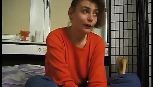 Brunette vixen gets banged and jizzed on belly in pov