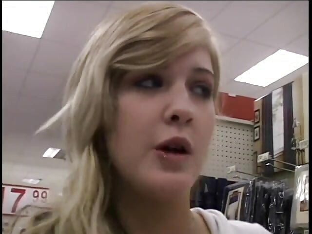 Hot skinny chick gets her mouth filled with cock and cum in the sun