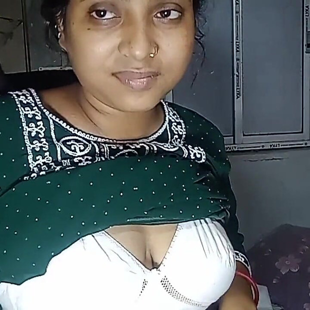 Bengali Priya Bhabi Xx Romance Video.