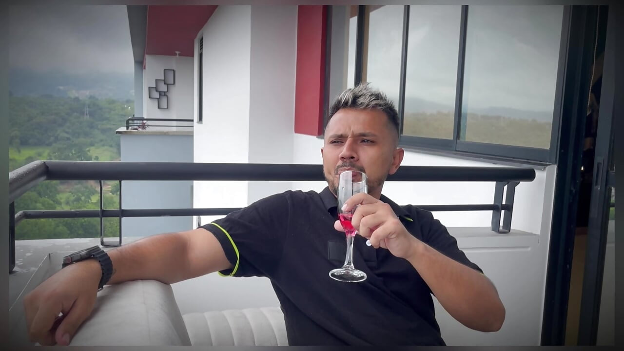 Spicy competition between concubines to get my milk and my kingdom