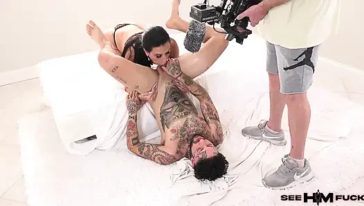 BTS-Tattooed Tommy Gets Worshipped By Sandy Love In Behind The Scenes!