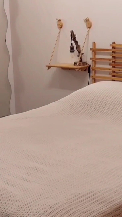 Selena's Sexy Bed Games in Red Skirt