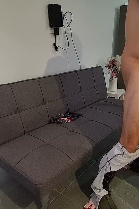 I Fucked a Voluptuous Prepaid Without a Condom