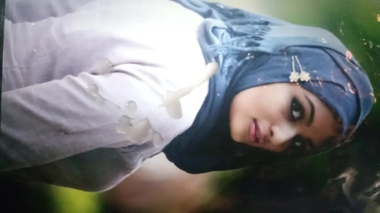 Sperma på mallu prayaga martin