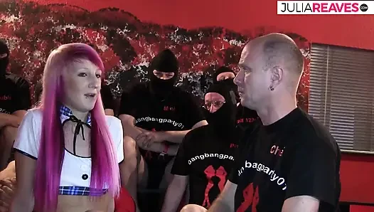 Erfurt'ta evli kadının ilk grup seks ve bukkake partisi